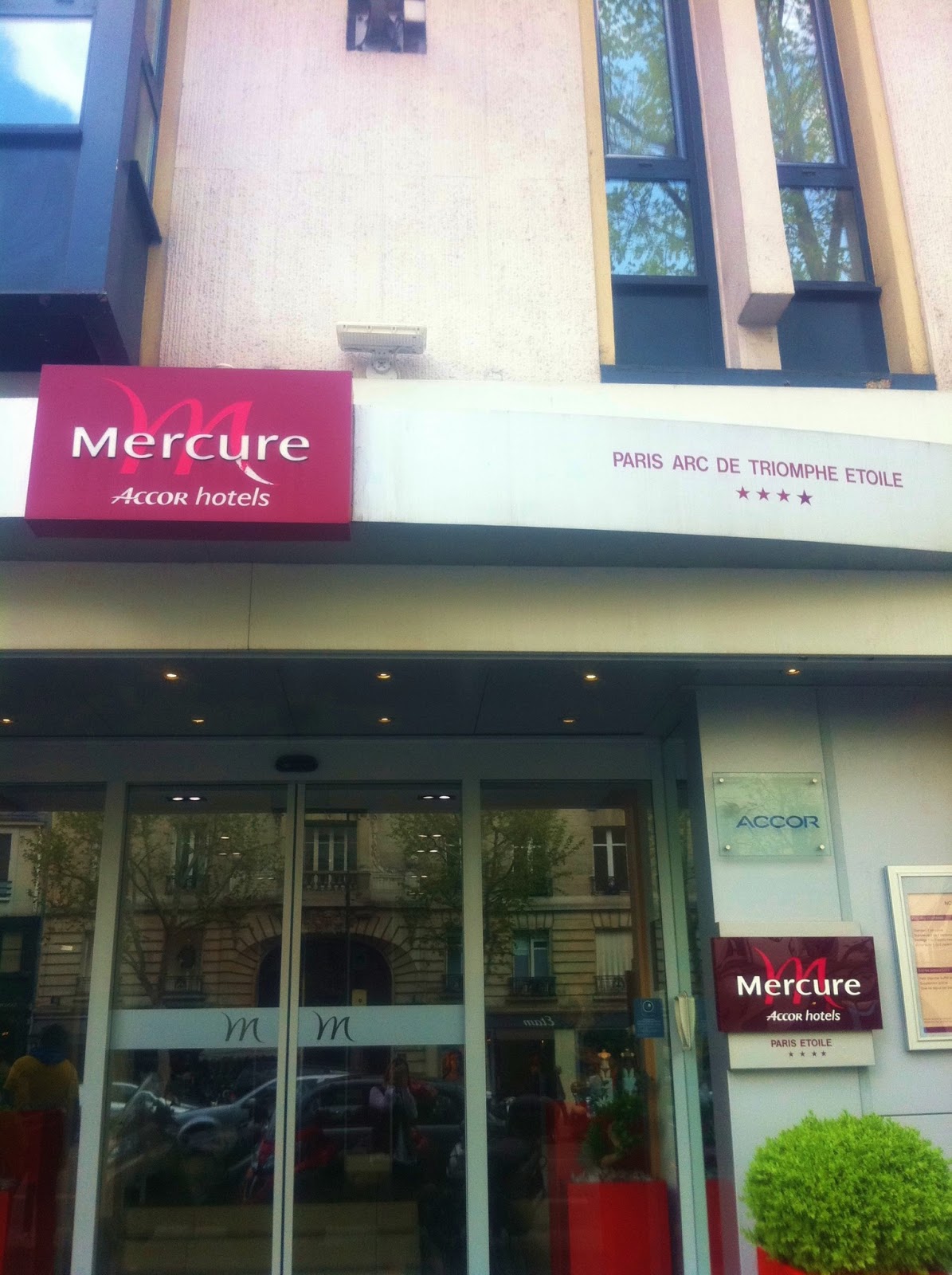 DERMAIS DICA DE VIAGEM HOTEL MERCURE PARIS ARC DE TRIOMPHE ETOILE
